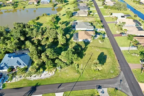 2 Sportsman Way Rotonda West FL 33947