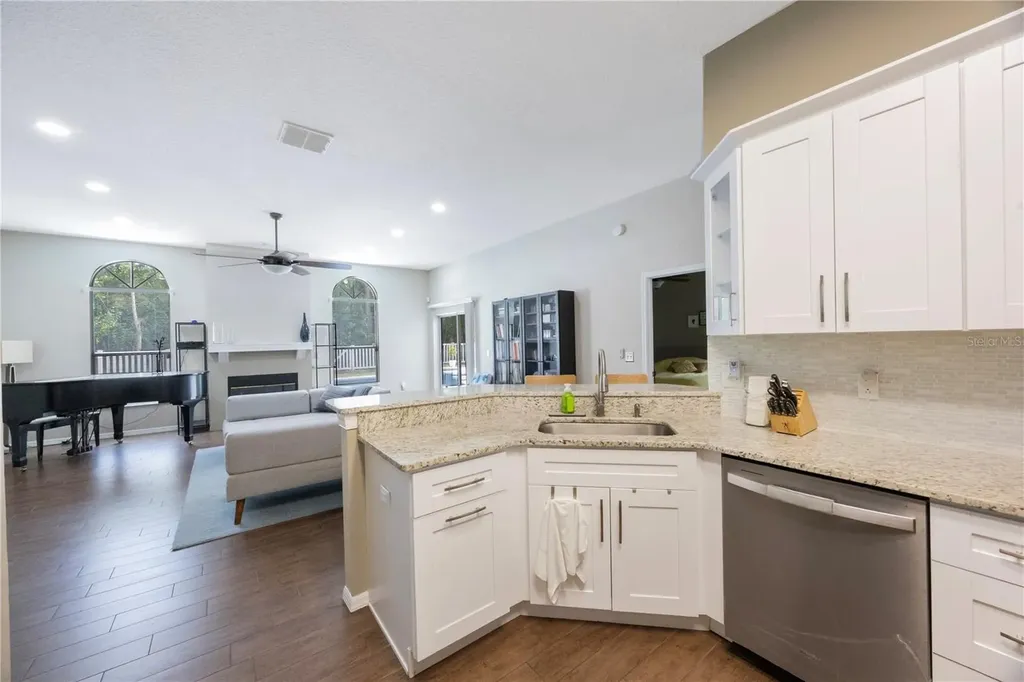 18520 Ambly Lane Tampa FL 33647