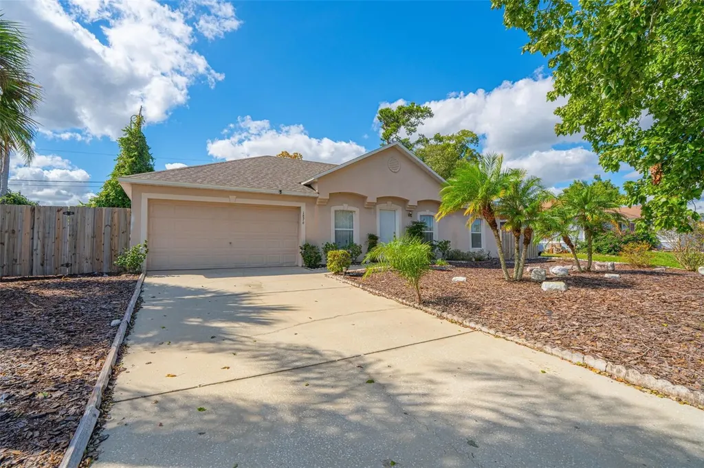 1876 Courtland Boulevard Deltona FL 32738