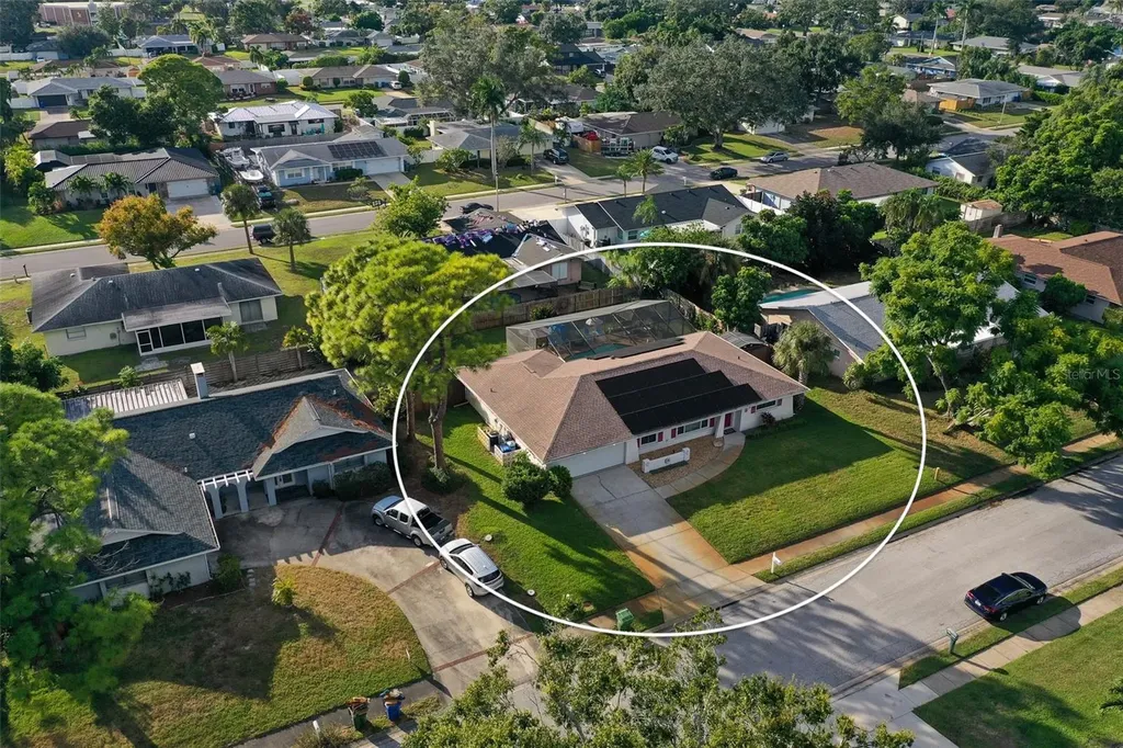 2216 40th Street W Bradenton FL 34205