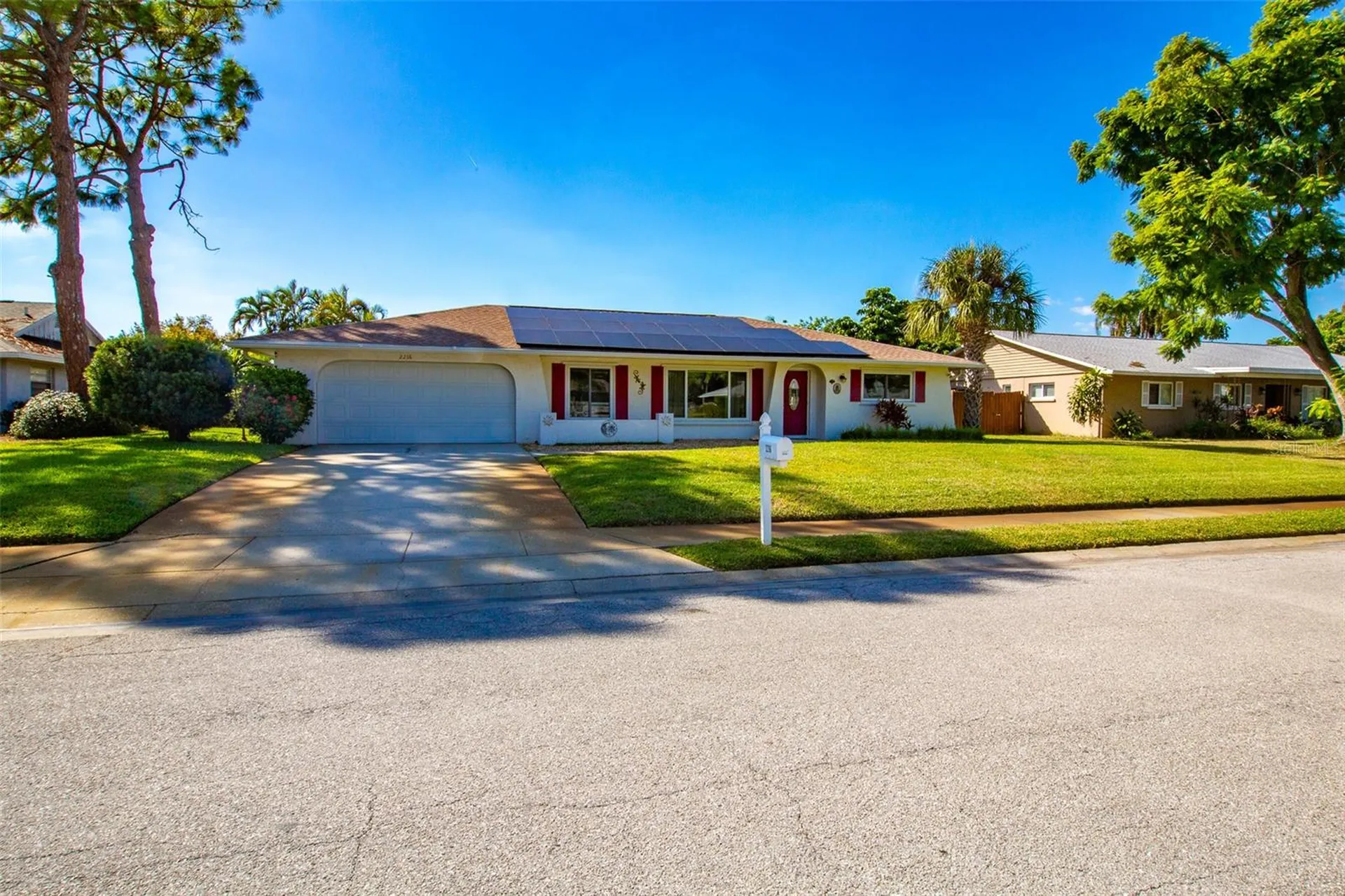 2216 40th Street W Bradenton FL 34205