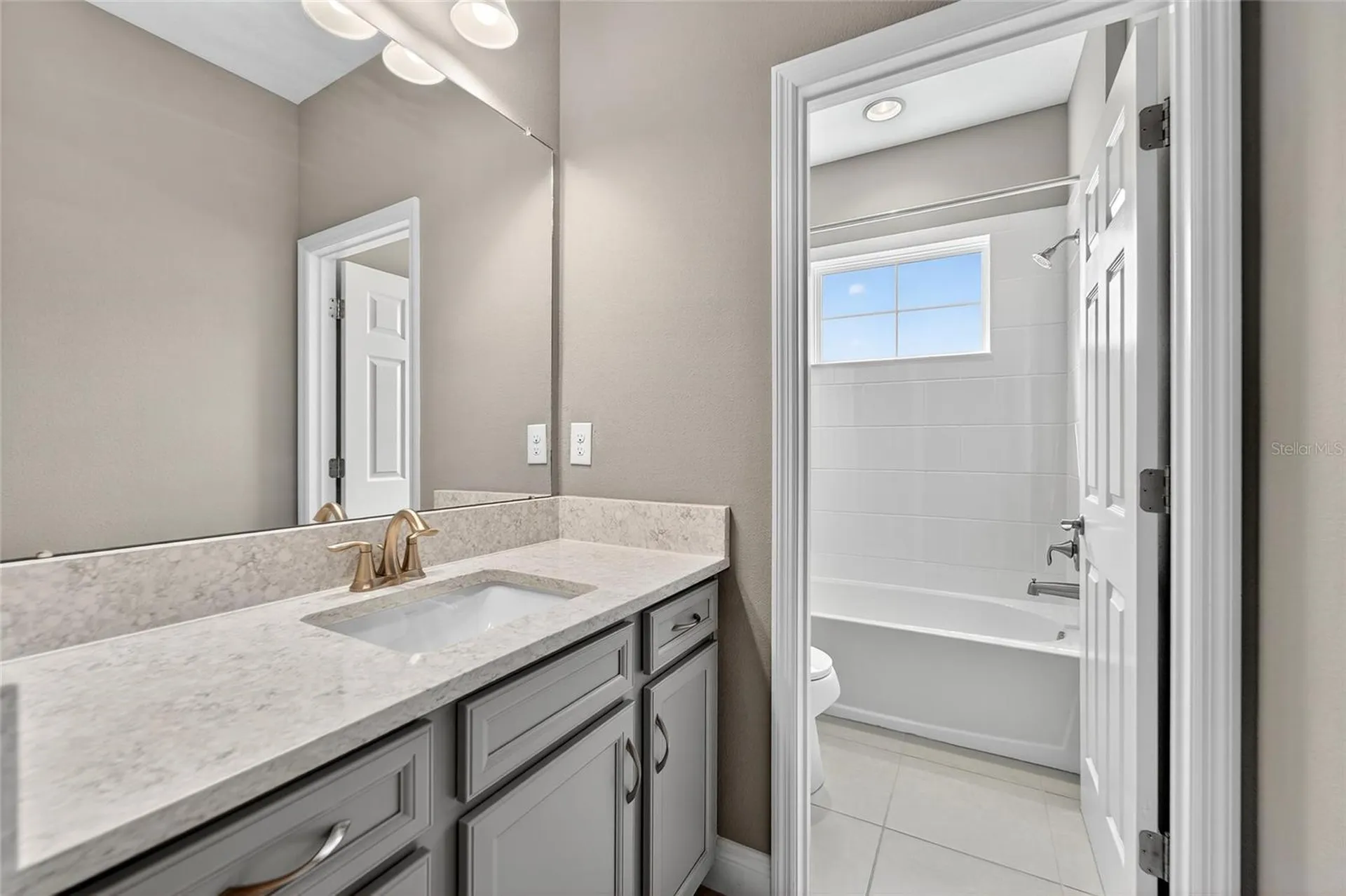 6307 Brevada Lane Apollo Beach FL 33572