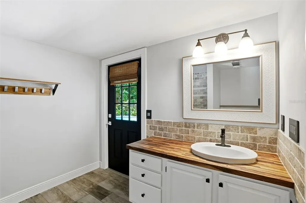 330 Prather Drive Fort Myers FL 33919