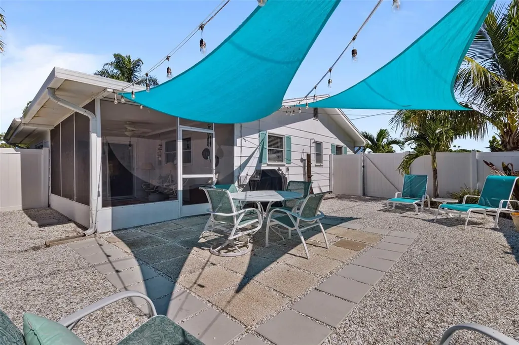 702 Poinciana Road Nokomis FL 34275