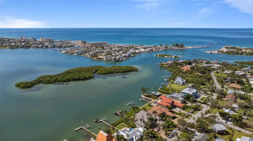702 Poinciana Road Nokomis FL 34275
