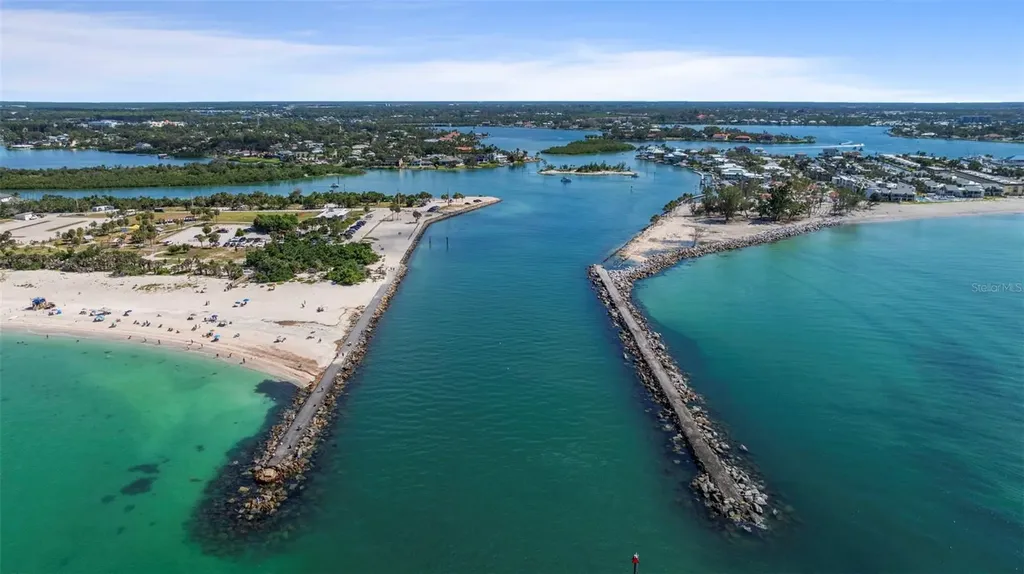 702 Poinciana Road Nokomis FL 34275
