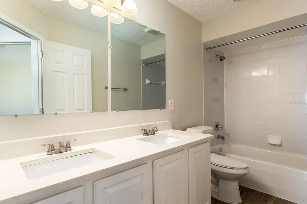 4936 Bellthorn Drive Orlando FL 32837
