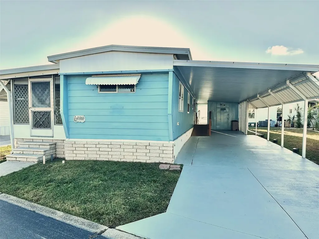 9790 66th Street N Pinellas Park FL 33782