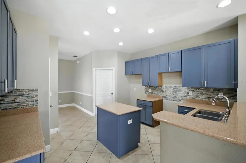 9010 Gladiolus Preserve Circle Fort Myers FL 33908