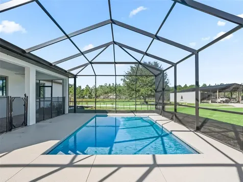 9209 W Highway 316 Reddick FL 32686