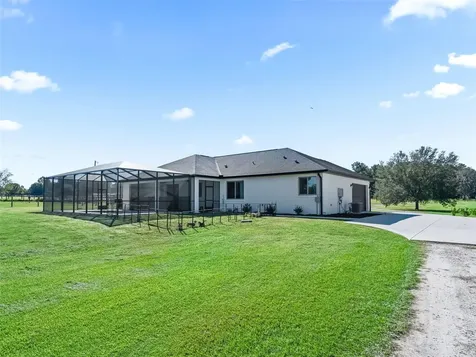 9209 W Highway 316 Reddick FL 32686