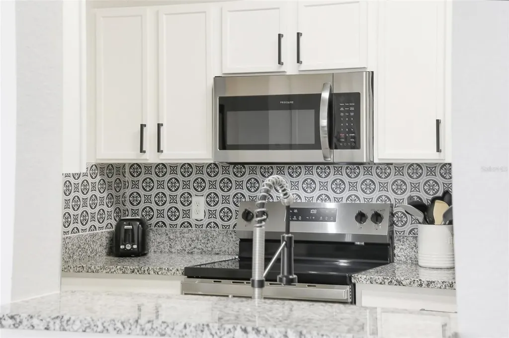2778 Almaton Loop Kissimmee FL 34747