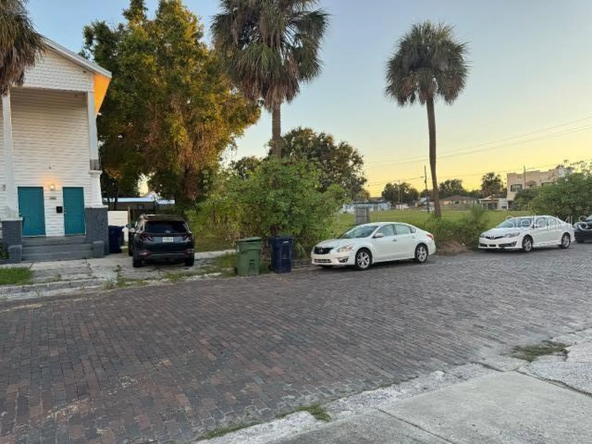 2328 W Cherry Street Tampa FL 33607