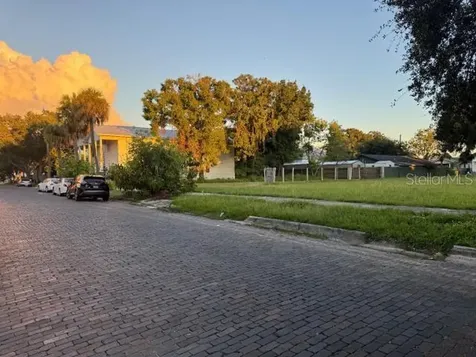 2328 W Cherry Street Tampa FL 33607