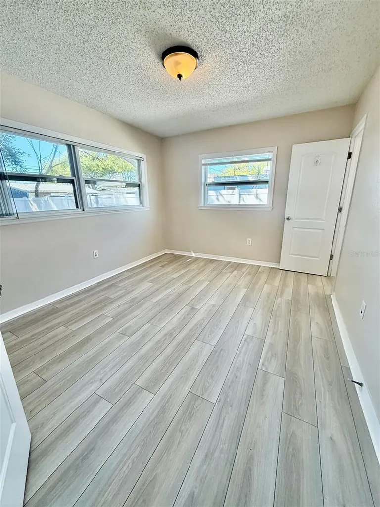 10126 Bahama Court Seminole FL 33776