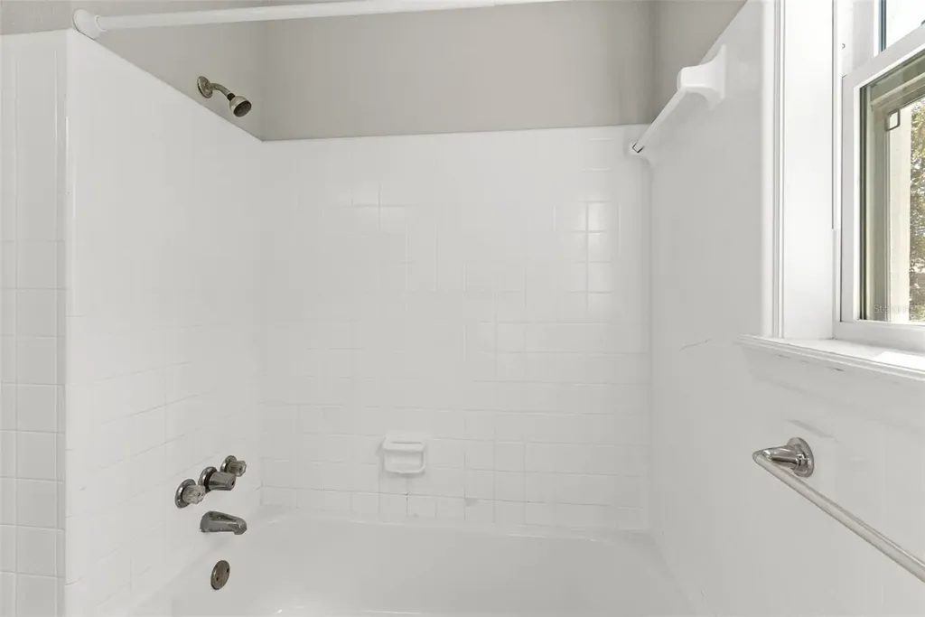 10126 Bahama Court Seminole FL 33776
