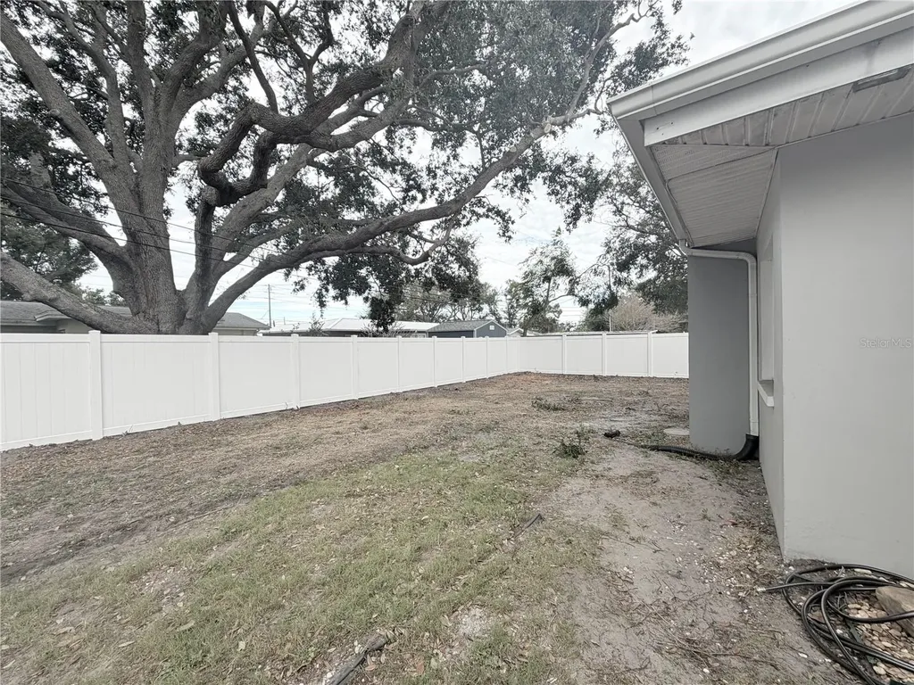 10126 Bahama Court Seminole FL 33776