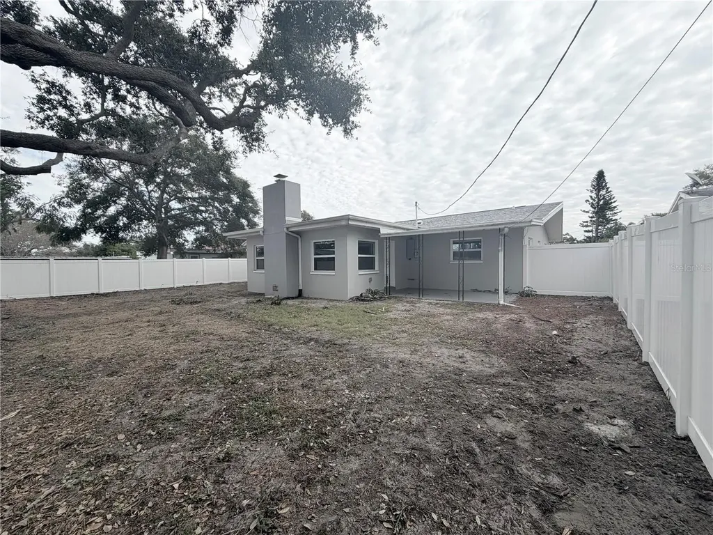 10126 Bahama Court Seminole FL 33776
