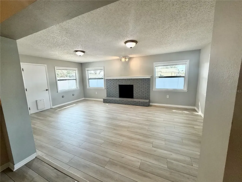 10126 Bahama Court Seminole FL 33776