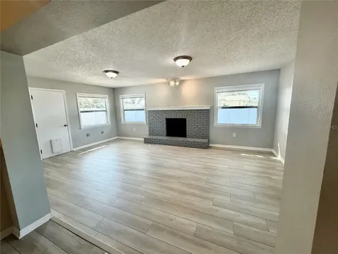 10126 Bahama Court Seminole FL 33776