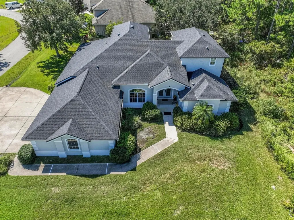 8 Lewis Shire Palm Coast FL 32137