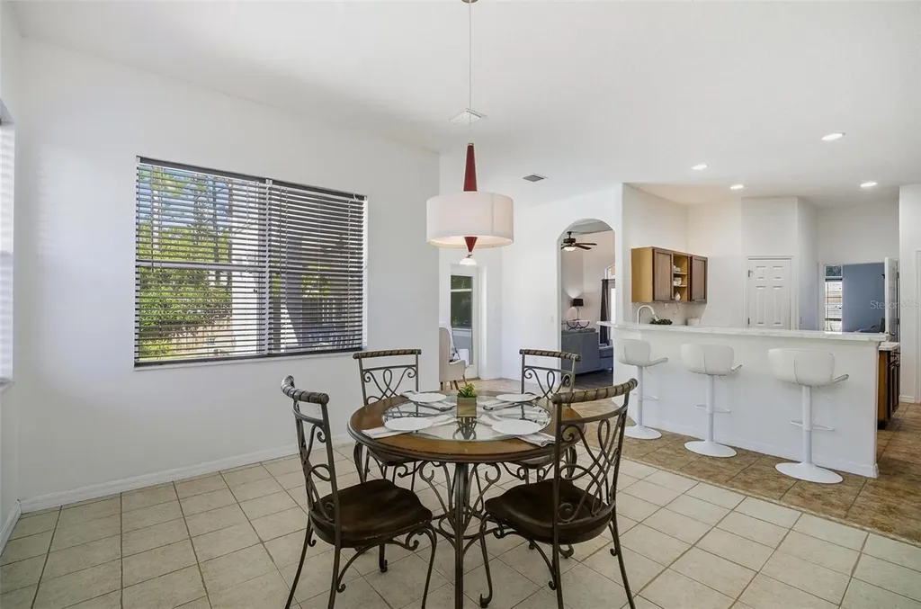 8 Lewis Shire Palm Coast FL 32137