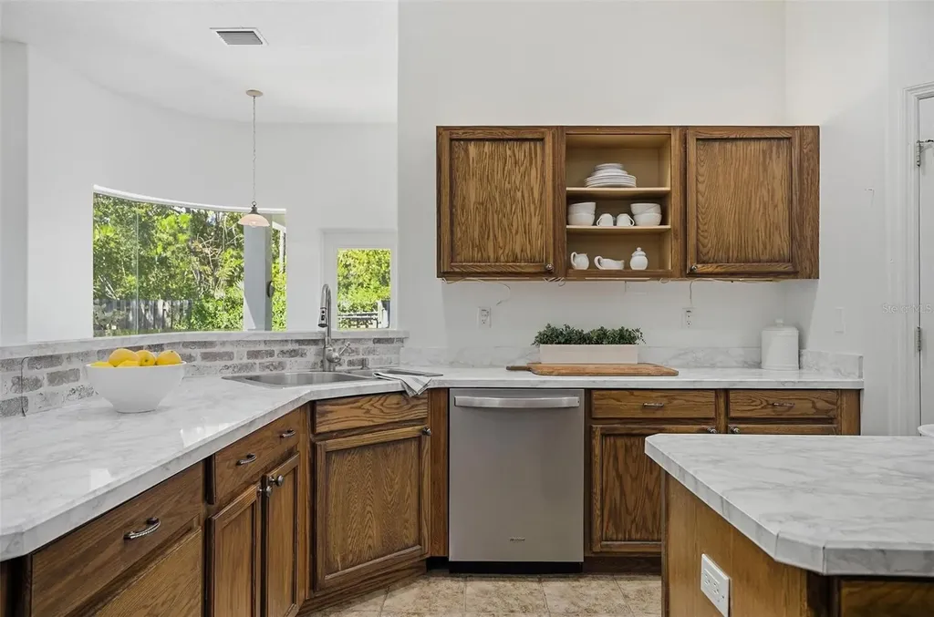 8 Lewis Shire Palm Coast FL 32137