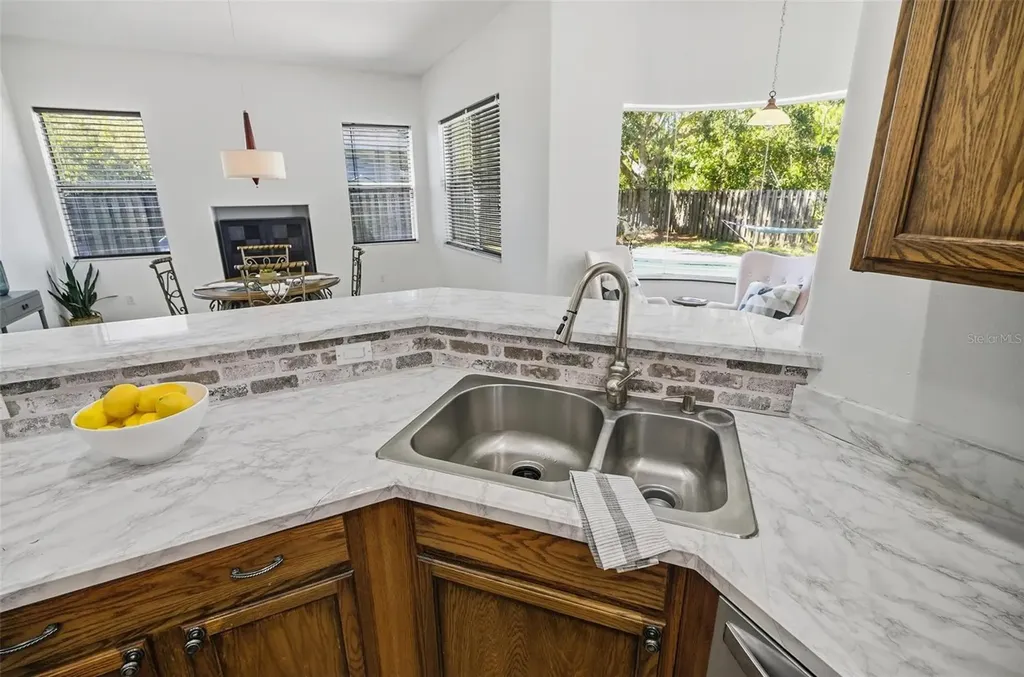 8 Lewis Shire Palm Coast FL 32137
