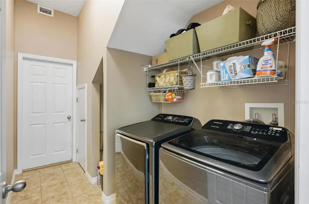 8 Lewis Shire Palm Coast FL 32137