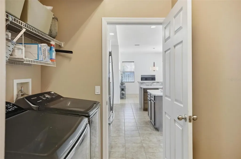 8 Lewis Shire Palm Coast FL 32137