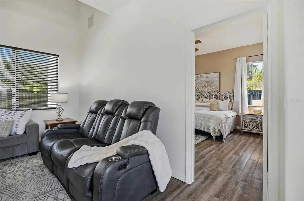 8 Lewis Shire Palm Coast FL 32137