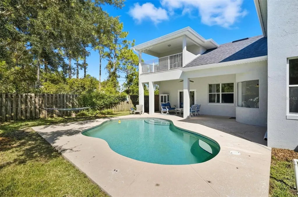 8 Lewis Shire Palm Coast FL 32137