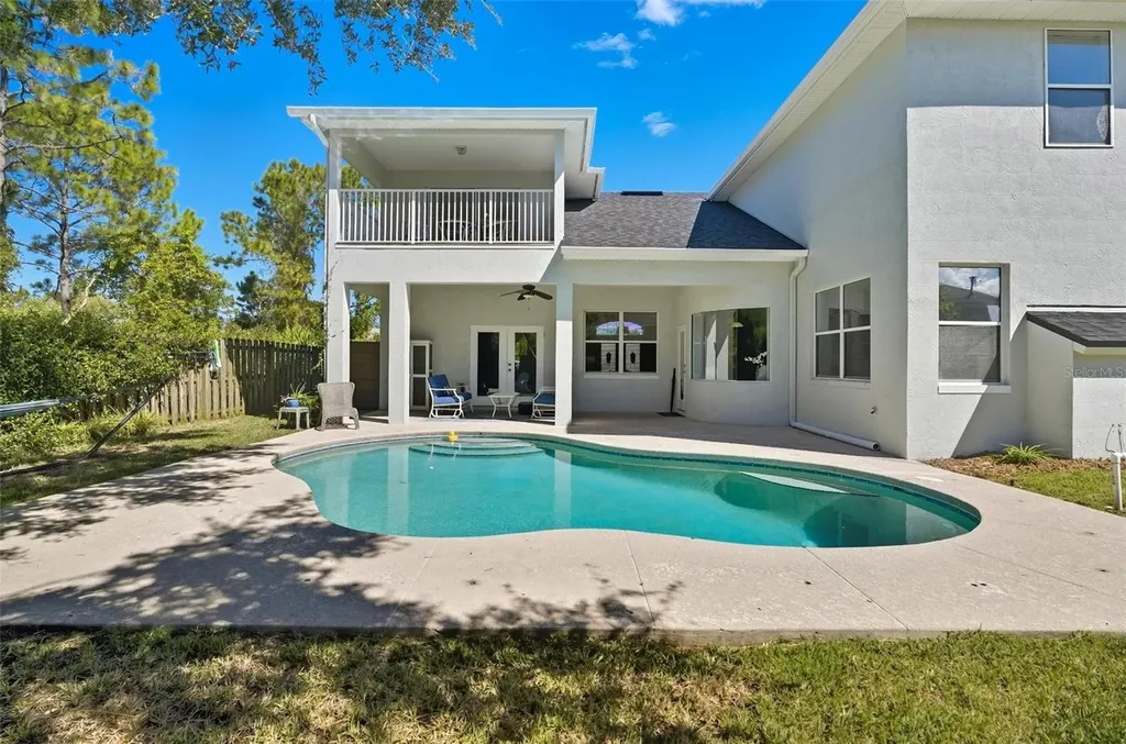 8 Lewis Shire Palm Coast FL 32137