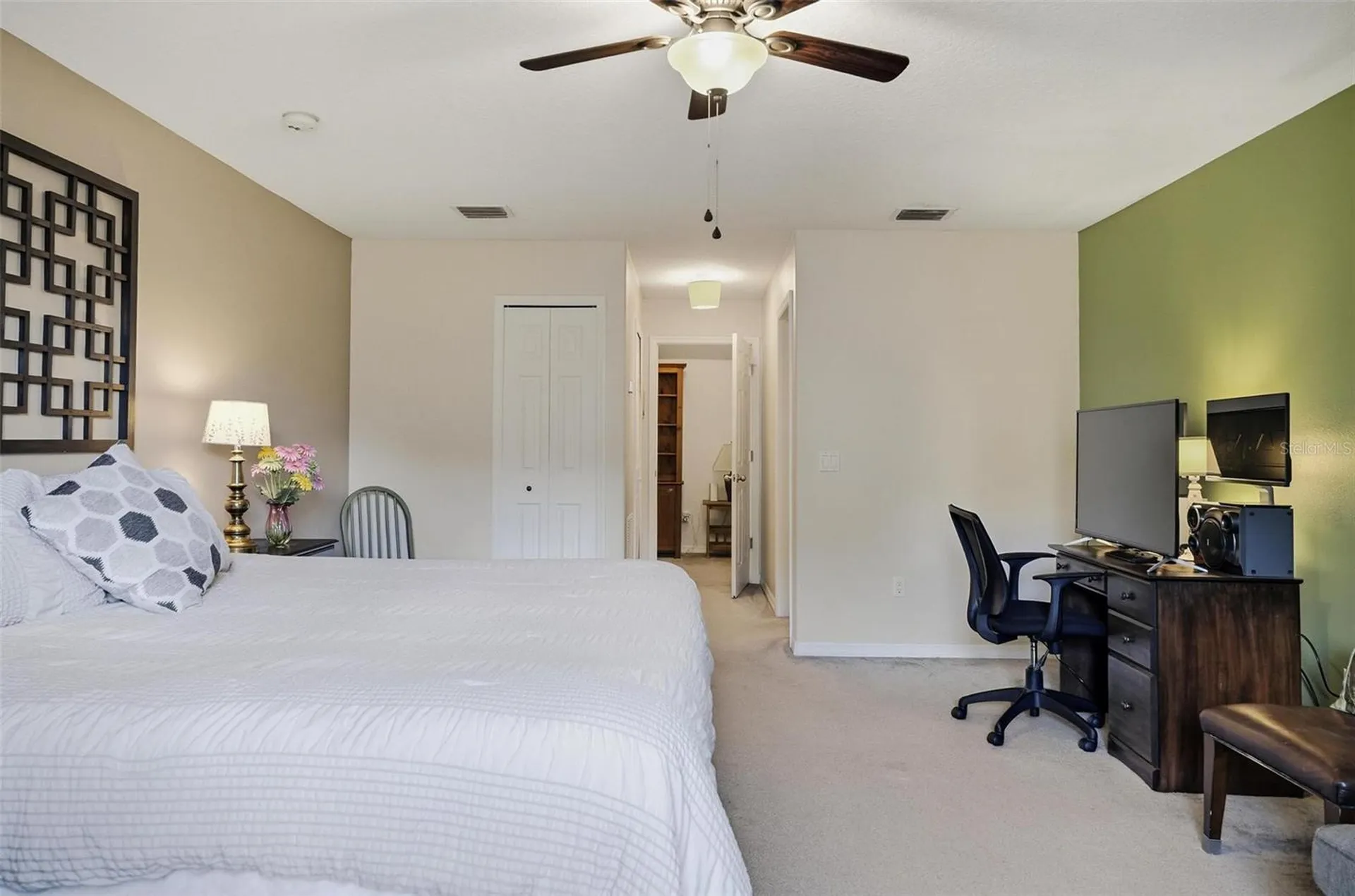 8 Lewis Shire Palm Coast FL 32137
