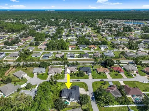 8 Lewis Shire Palm Coast FL 32137