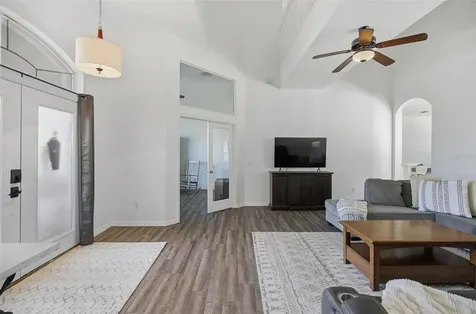 8 Lewis Shire Palm Coast FL 32137