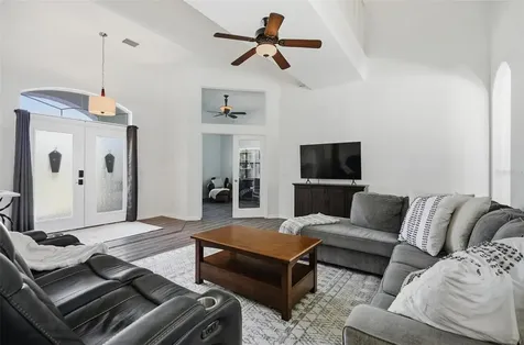 8 Lewis Shire Palm Coast FL 32137