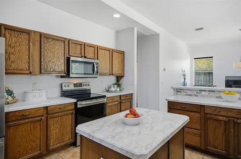 8 Lewis Shire Palm Coast FL 32137
