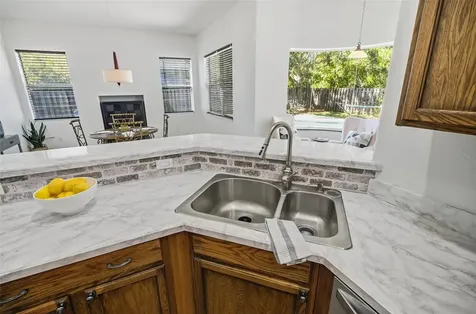 8 Lewis Shire Palm Coast FL 32137