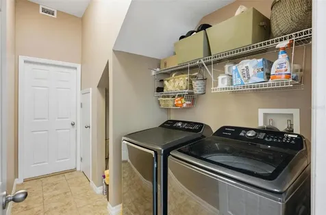 8 Lewis Shire Palm Coast FL 32137