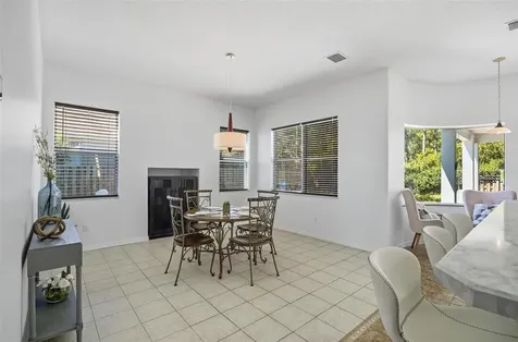 8 Lewis Shire Palm Coast FL 32137