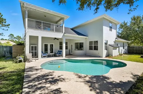 8 Lewis Shire Palm Coast FL 32137