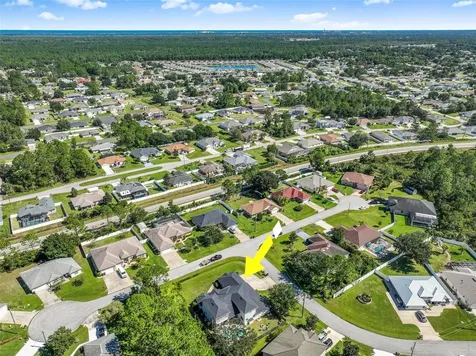 8 Lewis Shire Palm Coast FL 32137