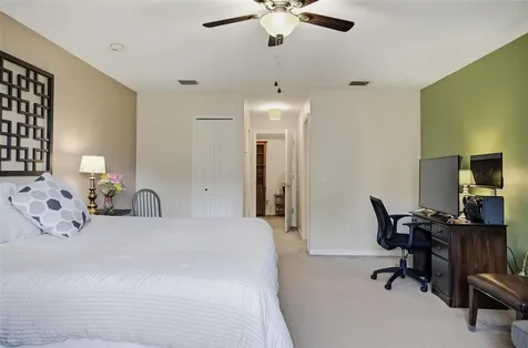 8 Lewis Shire Palm Coast FL 32137