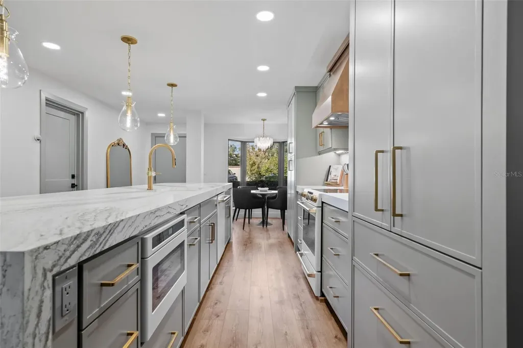 219 Quayside Circle Maitland FL 32751