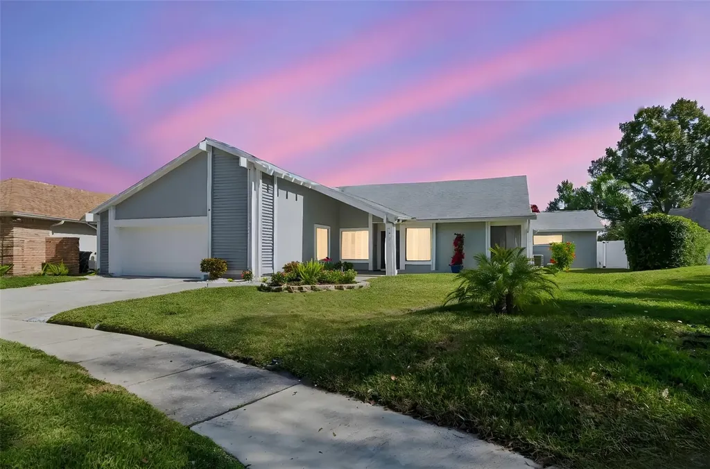 14603 Village Glen Circle Tampa FL 33618