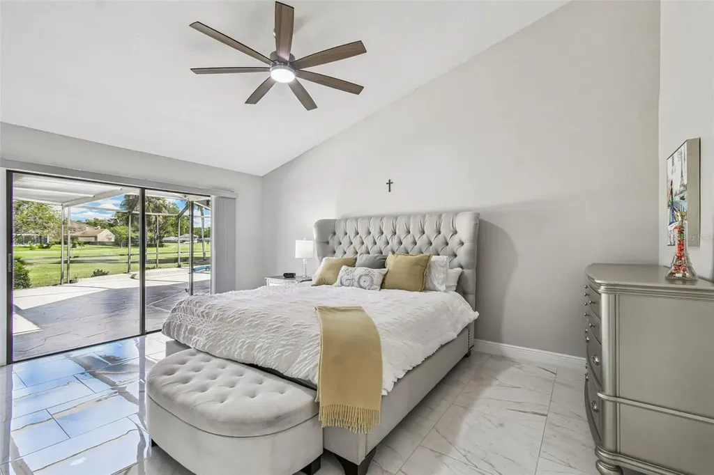 14603 Village Glen Circle Tampa FL 33618