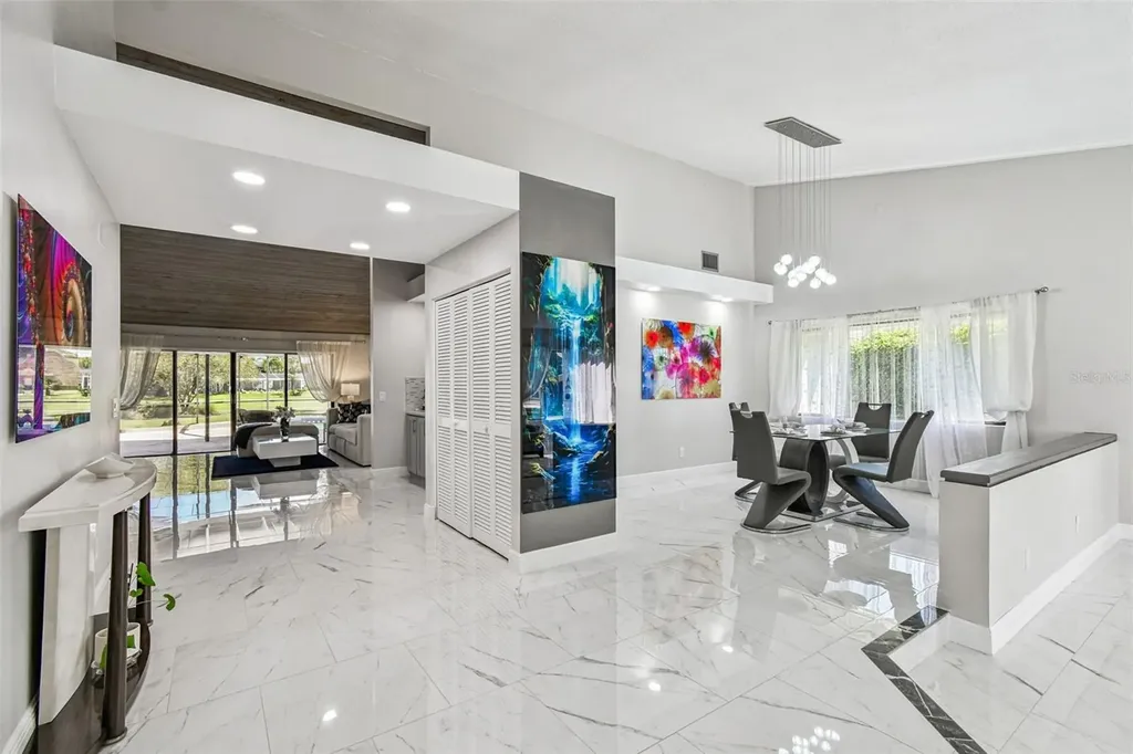 14603 Village Glen Circle Tampa FL 33618