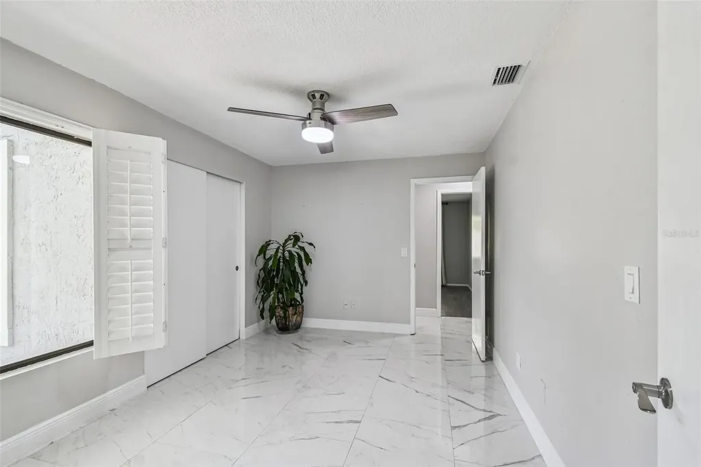 14603 Village Glen Circle Tampa FL 33618
