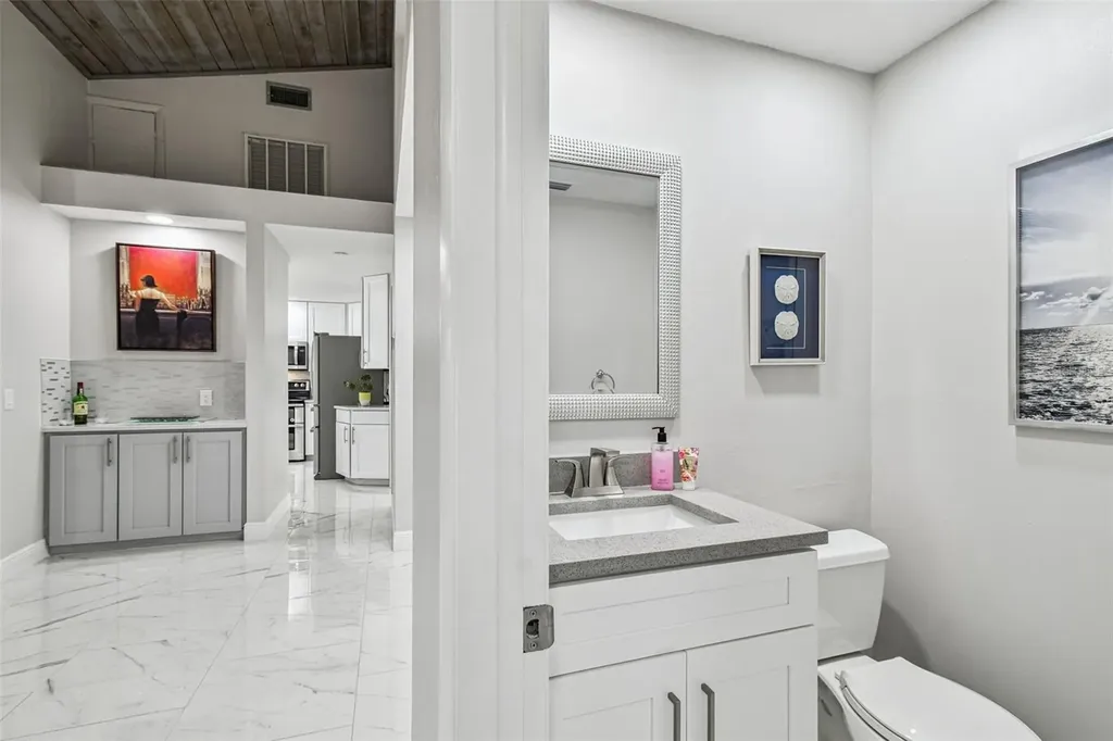 14603 Village Glen Circle Tampa FL 33618